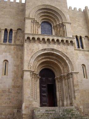 Coimbra: portail de la S Velha